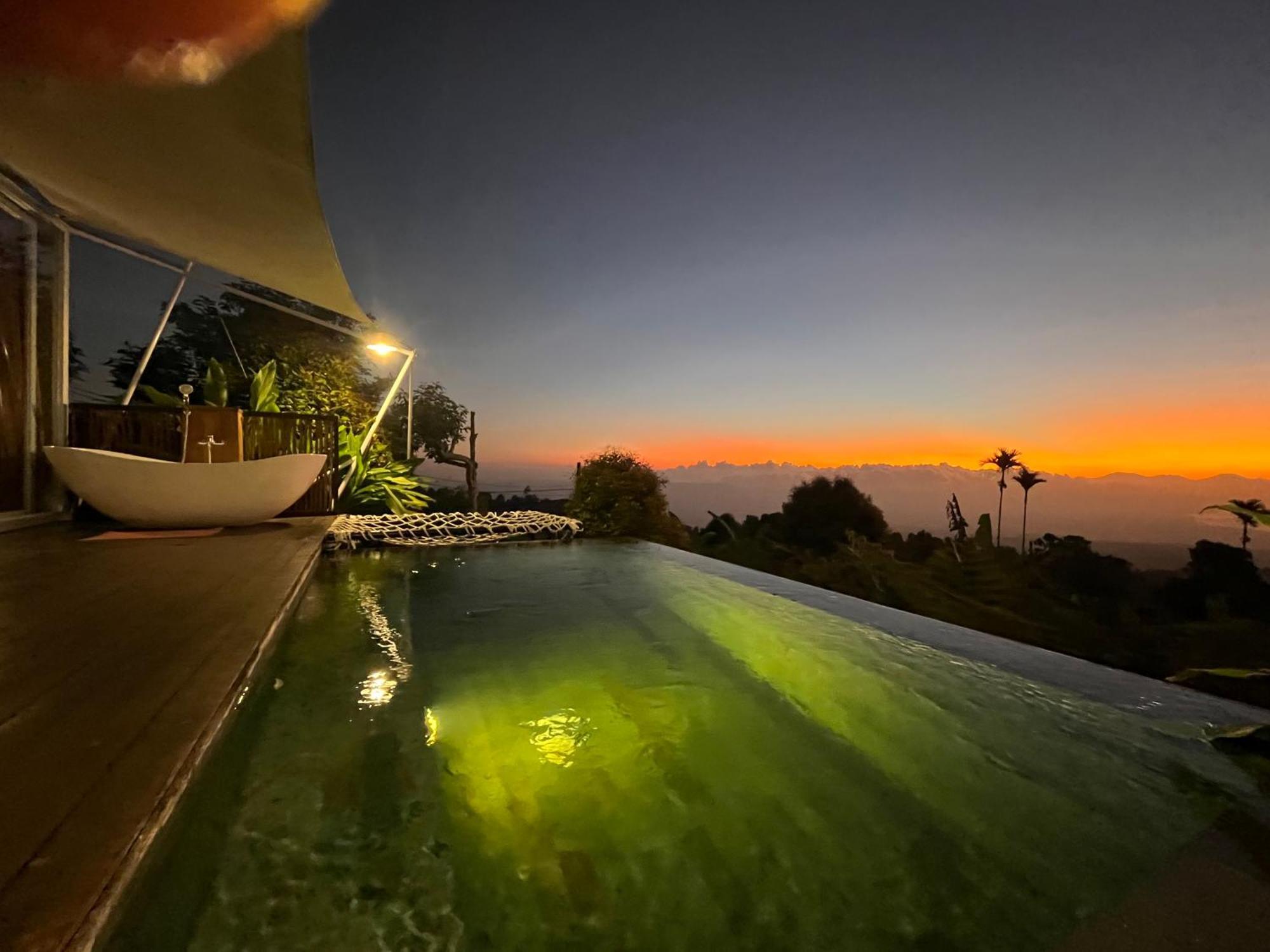 ホテル Harsa Eco Luxury Camp Gobleg  エクステリア 写真